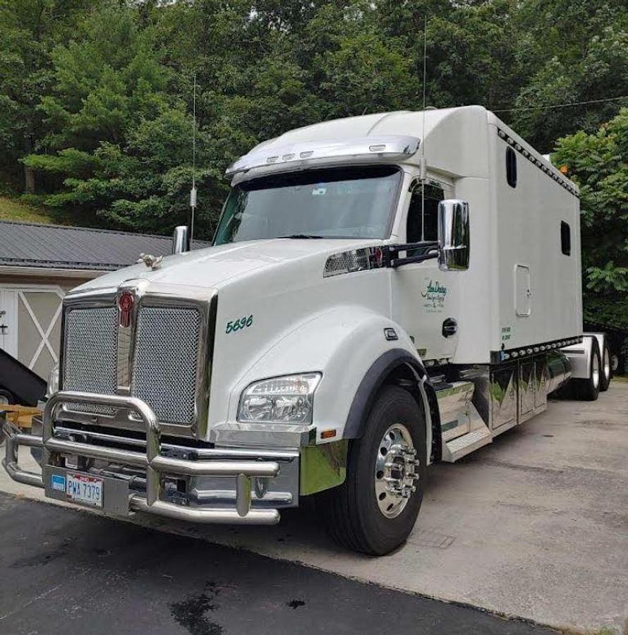 Used 2019 Kenworth T880 with 2013 Doonan Specialized Drop Deck Trailer