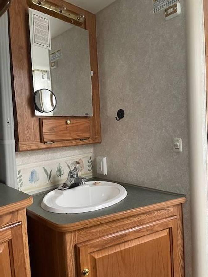 Used 2004 Fleetwood Wilderness