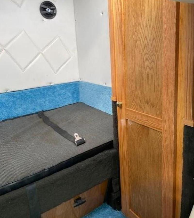 Used 1989 Mack Superliner RW713