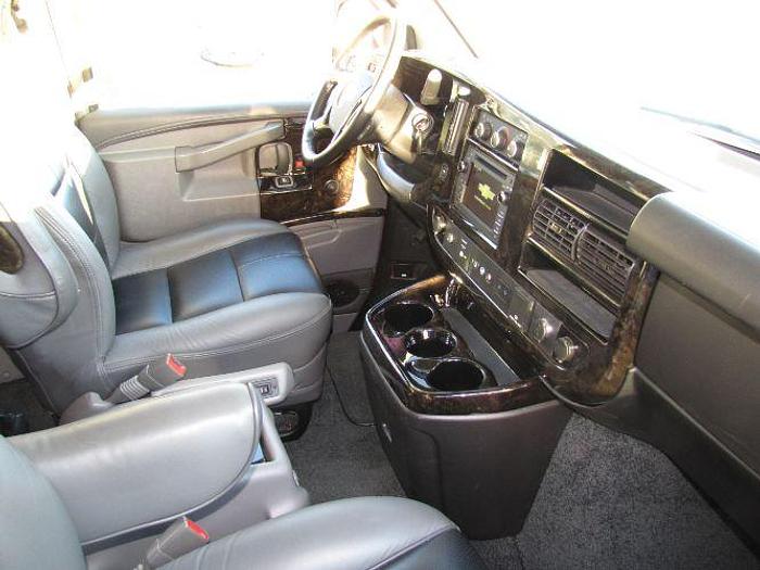 Used 2019 Chevrolet Express 2500 Cargo Van 3D