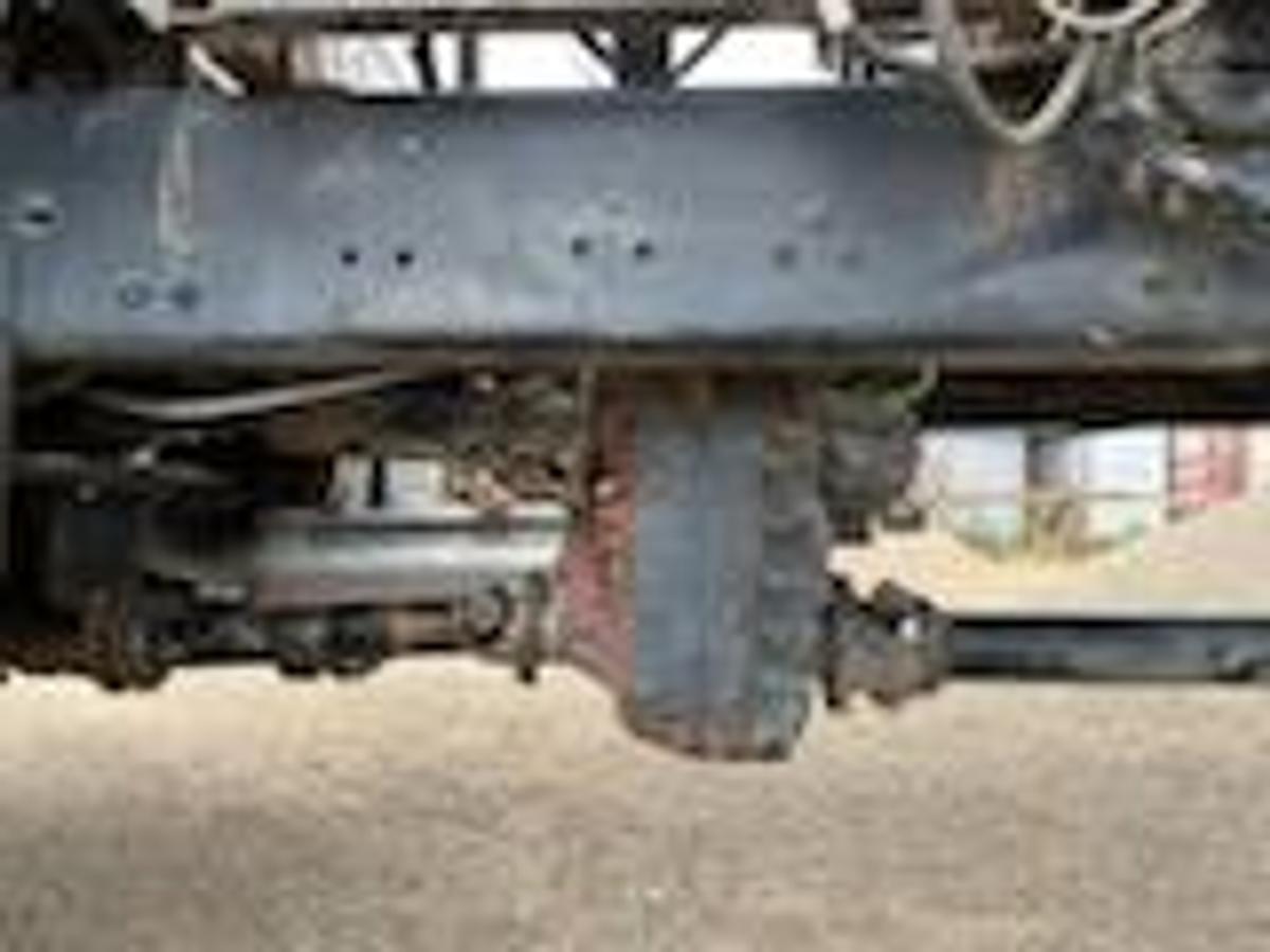 Used 2000 Freightliner FL80