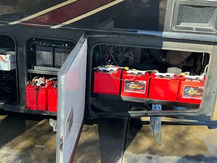 Used 2013 Fleetwood DISCOVERY 36J