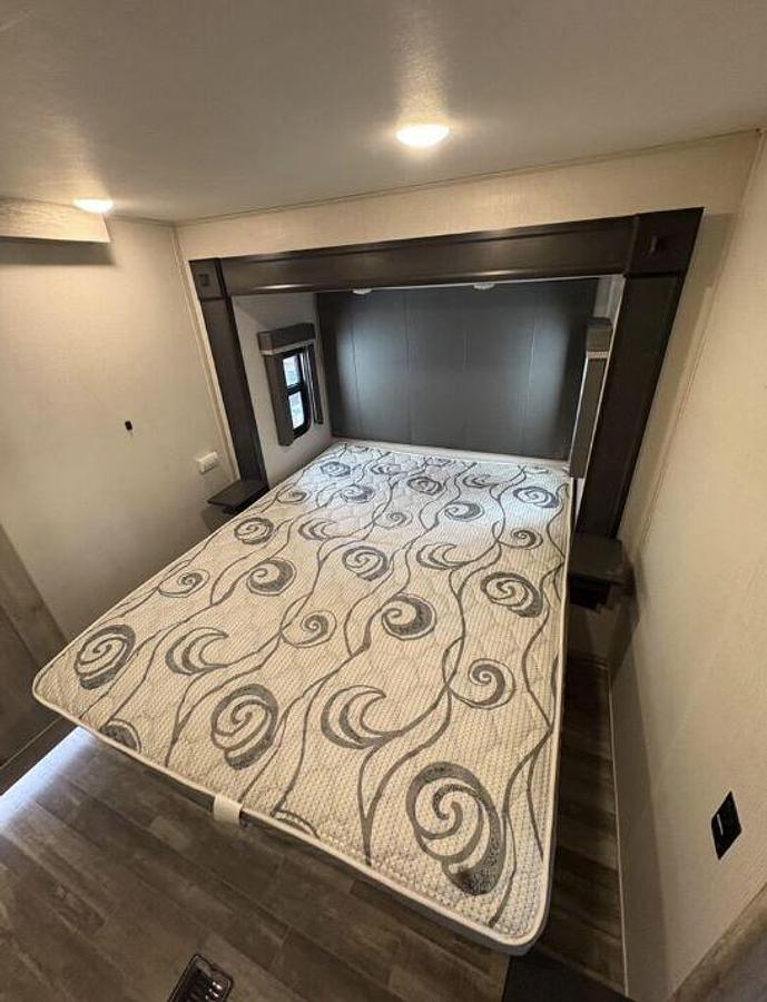 Used 2022 Keystone Avalanche 390D Fifth Wheel