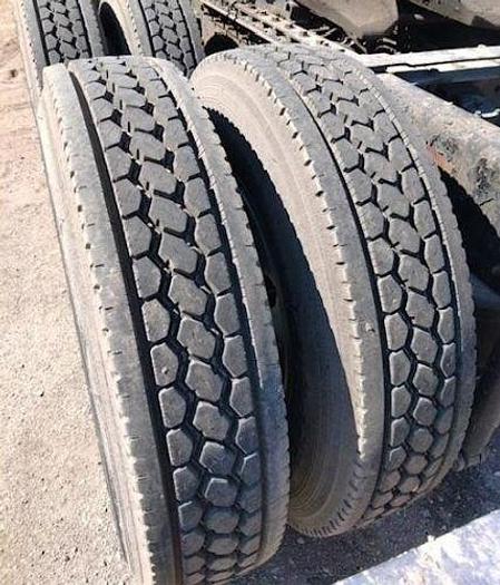 Used 2005 KENWORTH W900L