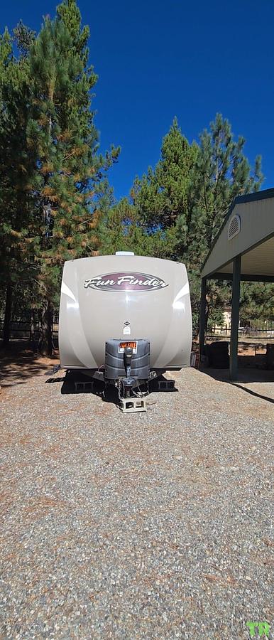 Used 2016 Cruiser RV Fun Finder Xtreme Lite M-241LRK Travel Trailer