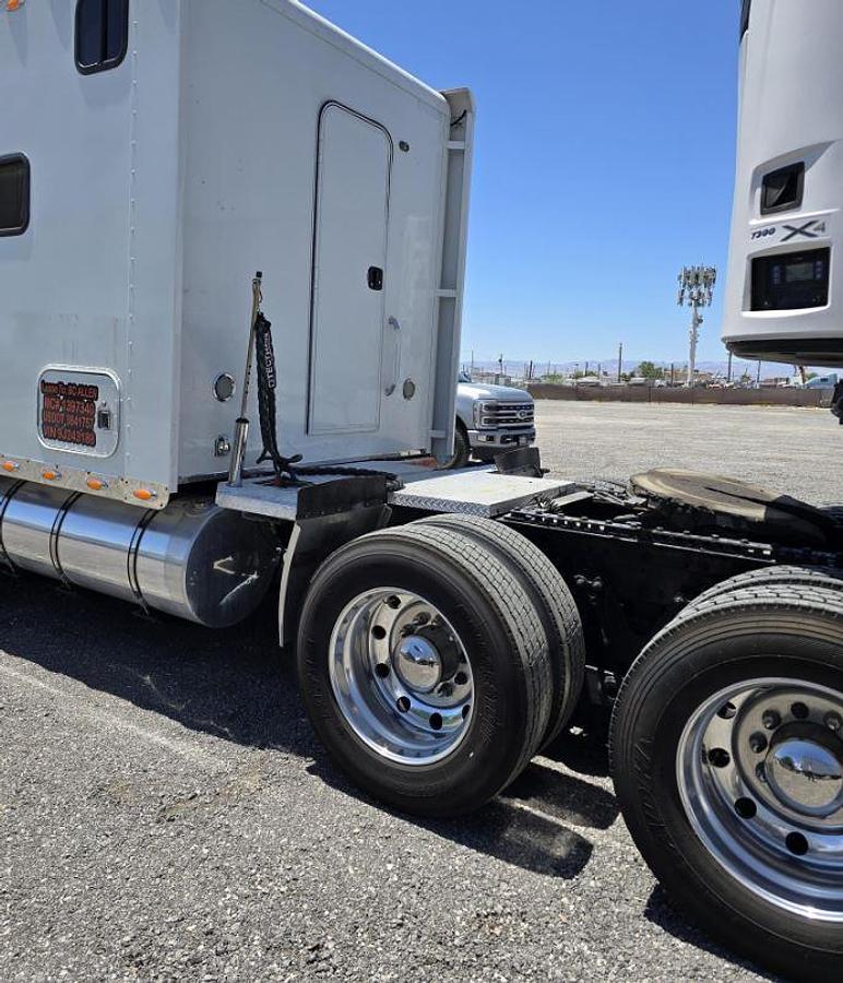 Used 2009 Kenworth T660
