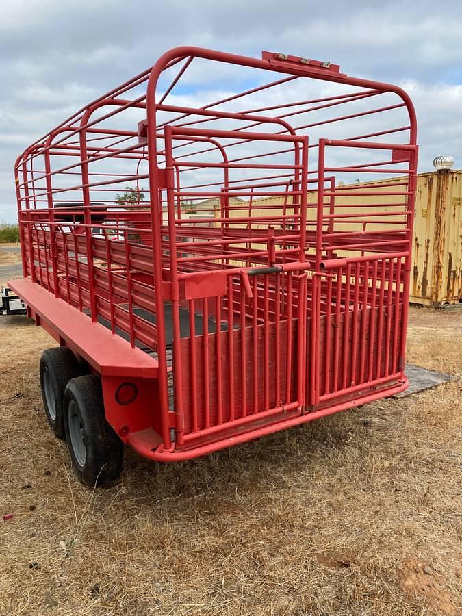Used 1989 Gooseneck Stock Trailer