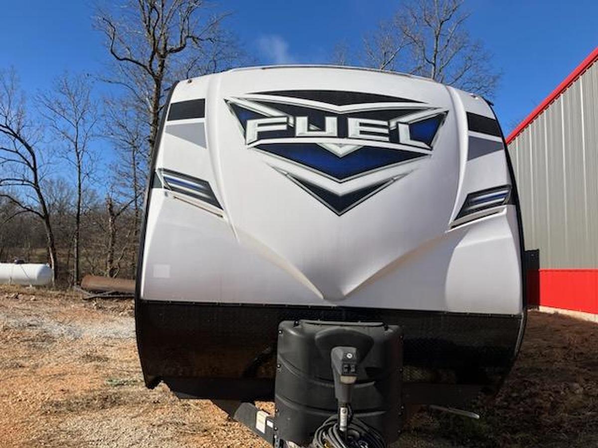 Used 2018 Heartland Fuel F-287 Travel Trailer Toy Hauler