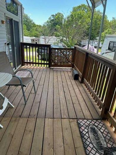 Used 2010 Keystone Residence Park Model