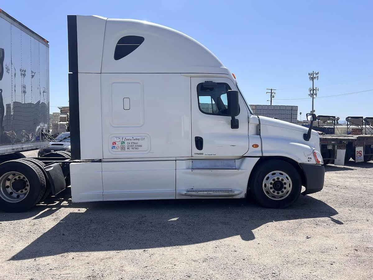 Used 2014 Freightliner 125