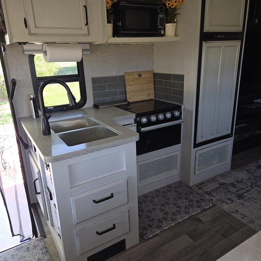 Used 2022 Jayco Greyhawk 30Z
