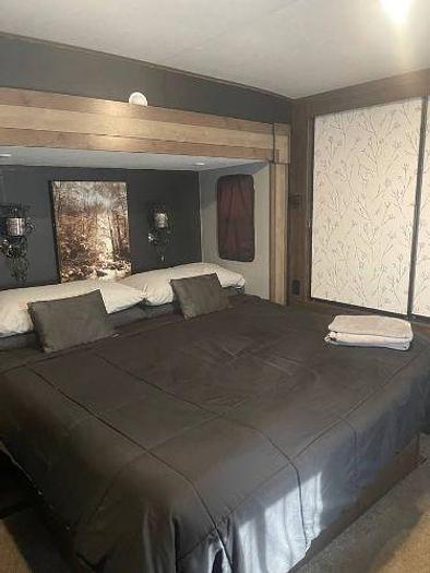 Used 2017 Highland Ridge Open Range Roamer RT323RLS