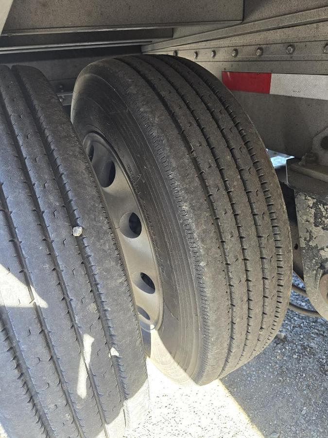 Used 2016 Flatbed 413