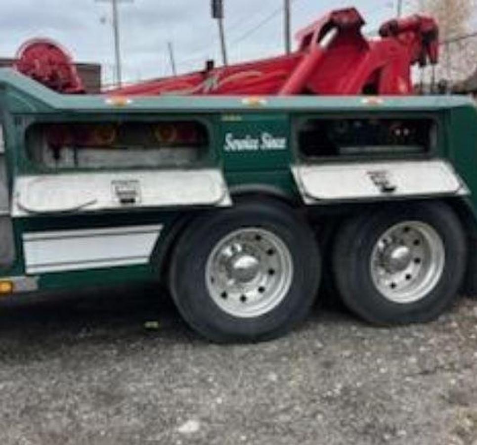 Used 2006 Freightliner Coronado