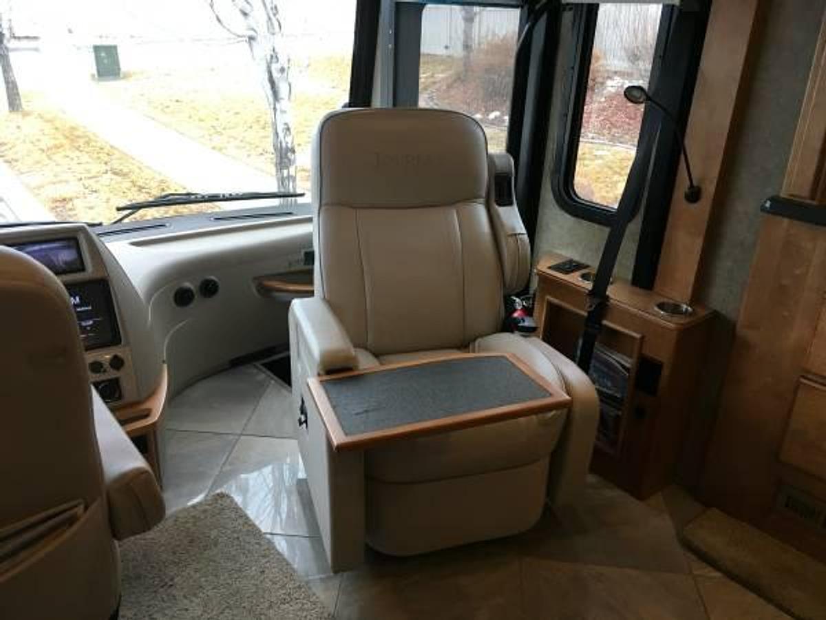 Used 2016 Winnebago Journey 40R Diesel Pusher