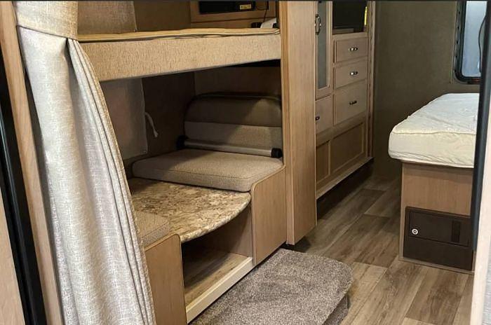 Used 2018 Thor Chateau