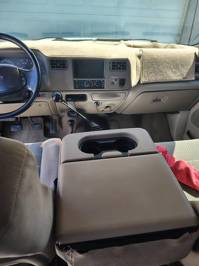 Used 2002 Ford F-250 Super Duty XLT 4WD