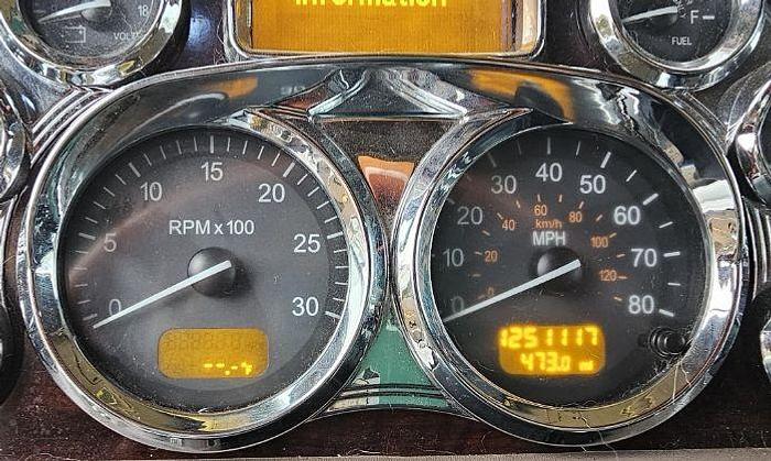 Used 2014 Peterbilt 389