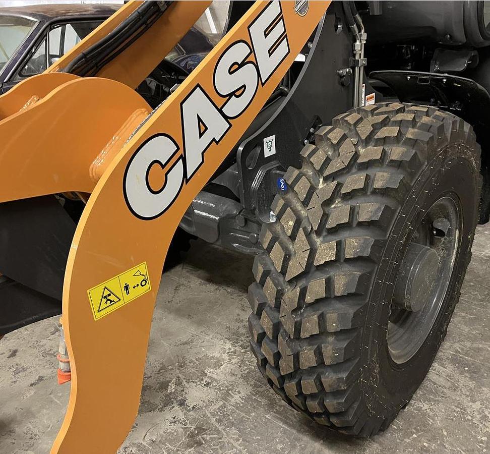 Used 2023 CASE 221F