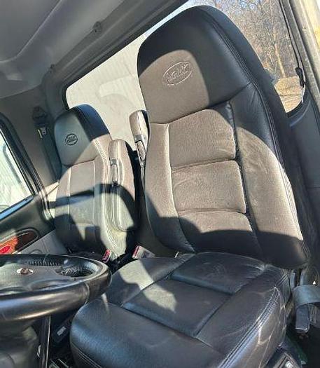 Used 2018 Peterbilt 389 Dump Truck