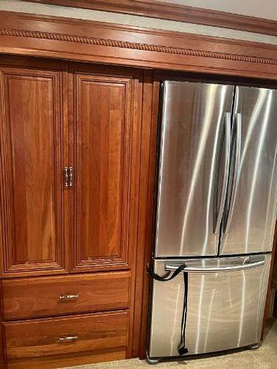 Used 2008 American Coach American Eagle 42F