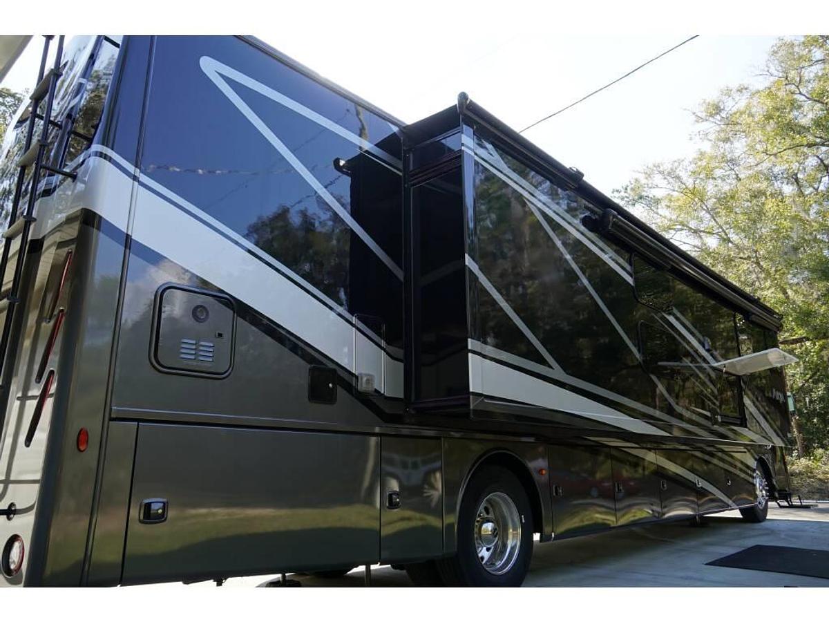 Used 2023 Thor Aria 4000