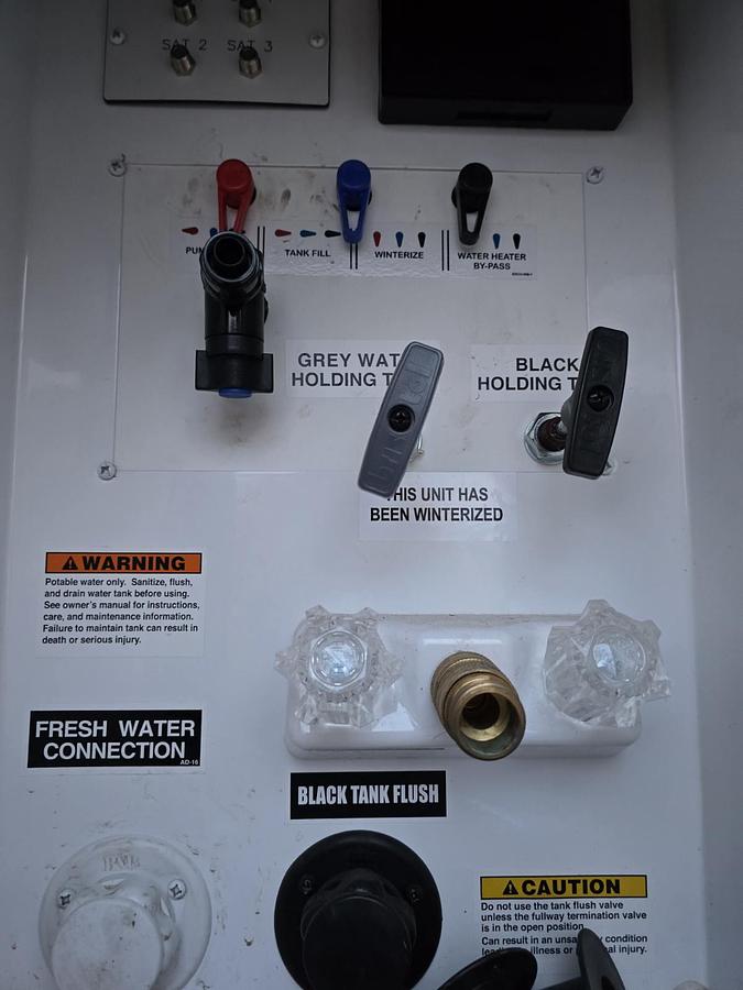 Used 2022 Highland Ridge Roamer 354MBH Fifth Wheel