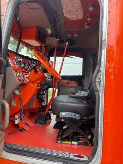 Used 2019 Peterbilt 389