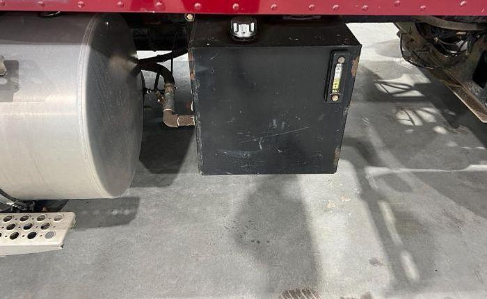 Used 2014 KENWORTH T800