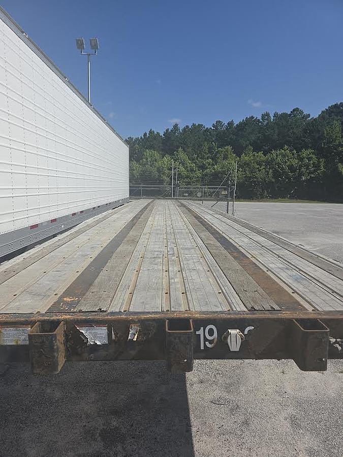 Used 2016 Great Dane Flatbed Trailer