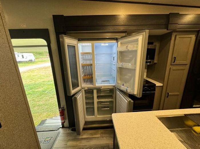 Used 2022 Highland Ridge Mesa Ridge XLT 354MBH