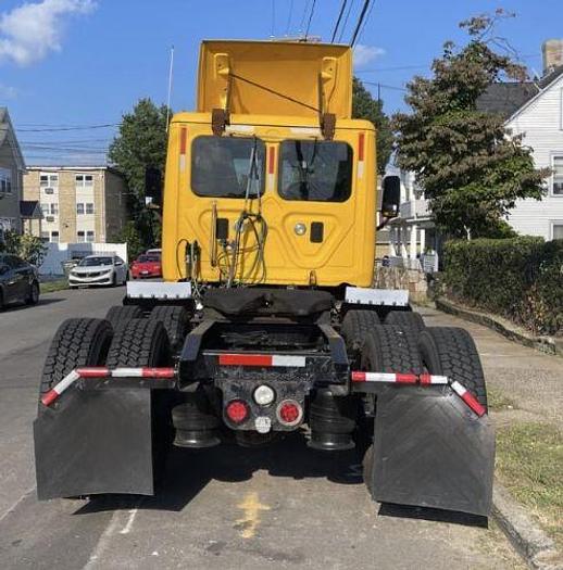Used 2016 Freightliner Cascadia 125