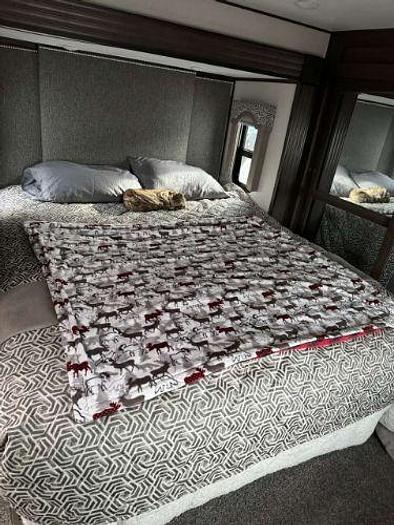 Used 2021 Keystone Avalanche 37EGK