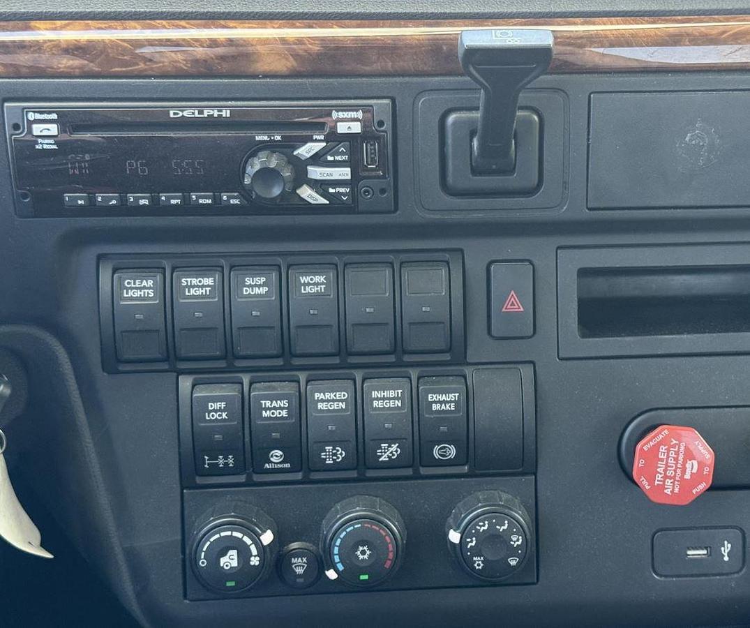 Used 2019 International MV Car Hauler