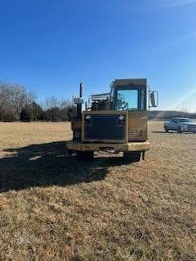 Used 1986 CATERPILLAR 613C
