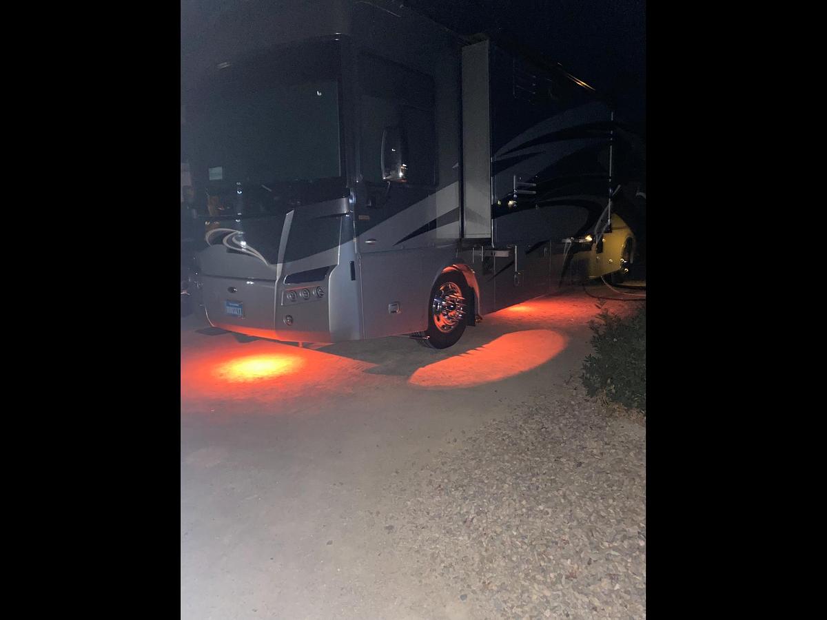 Used 2010 Winnebago Tour 40BD Class A Motorhome