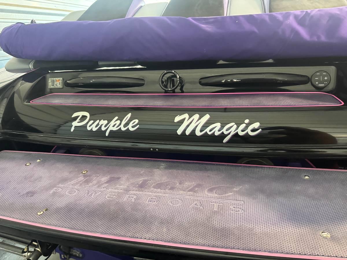 Used 2000 Magic 29 Wizard Performance Boat