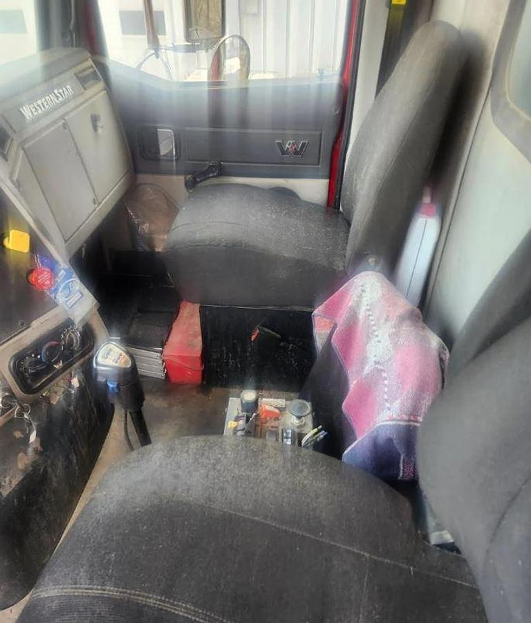 Used 2015 Western Star 4700