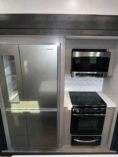 Used 2021 Highland Ridge Mesa Ridge XLT 364BHS