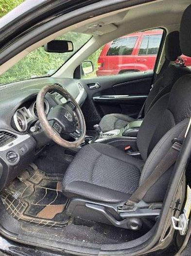 Used 2019 Dodge Journey SE