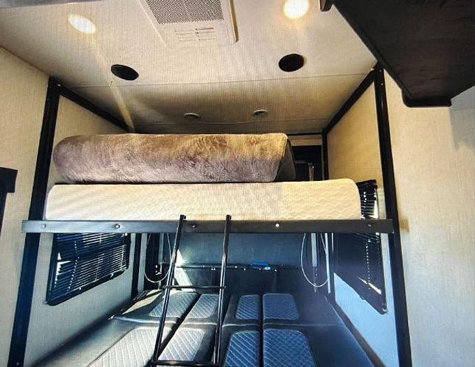 Used 2021 Heartland Road Warrior RW 414