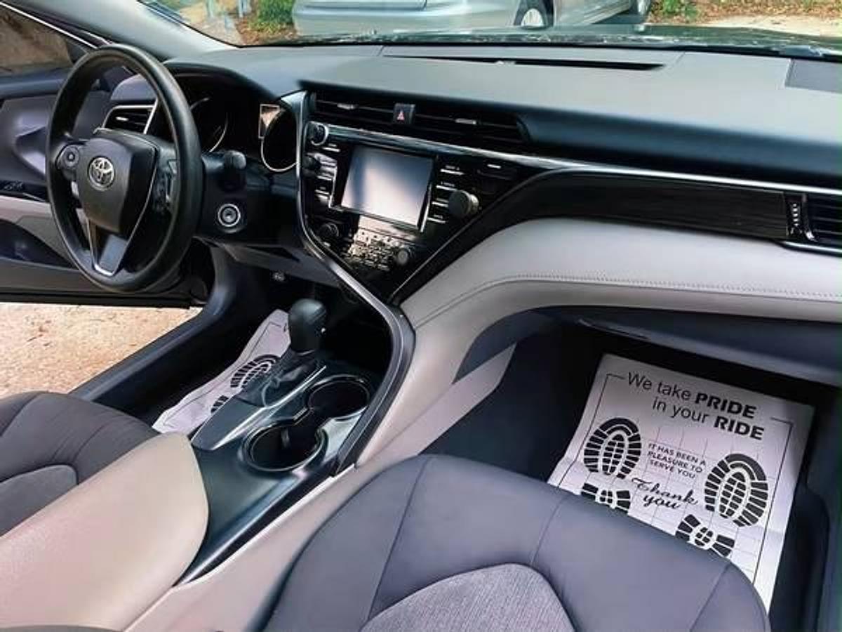 Used 2019 Toyota Camry Le