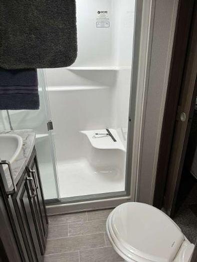 Used 2021 Keystone Avalanche 37EGK