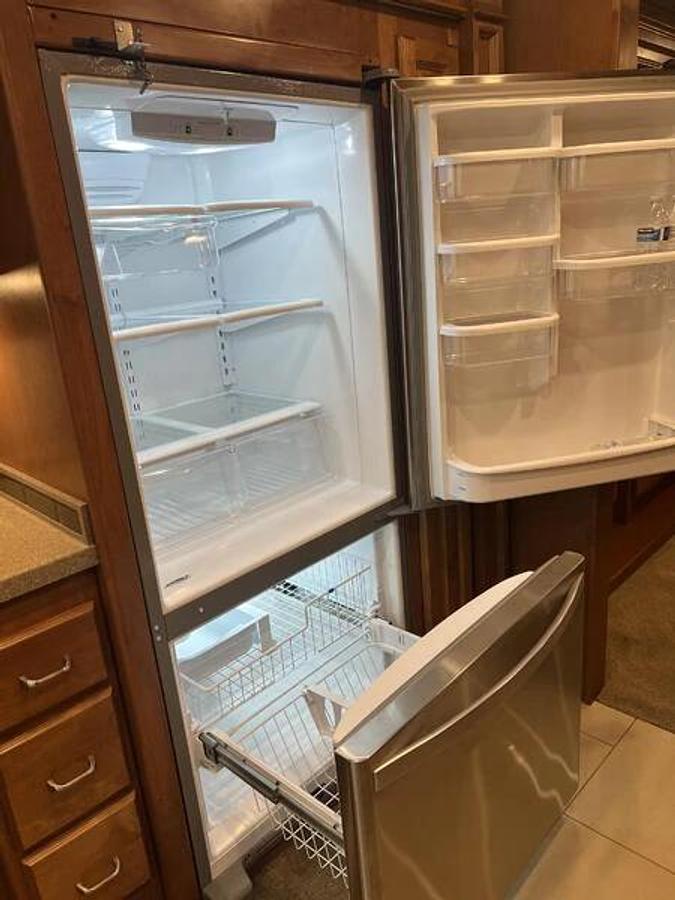 Used 2017 Tiffin Motorhomes Allegro RED 33AA Class A Motorhome