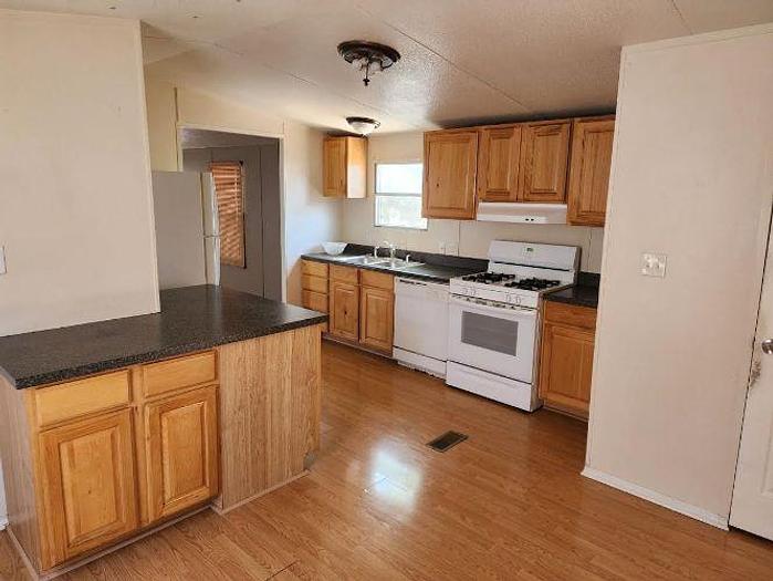 Used 1995 Fleetwood Homes Manufactured Home