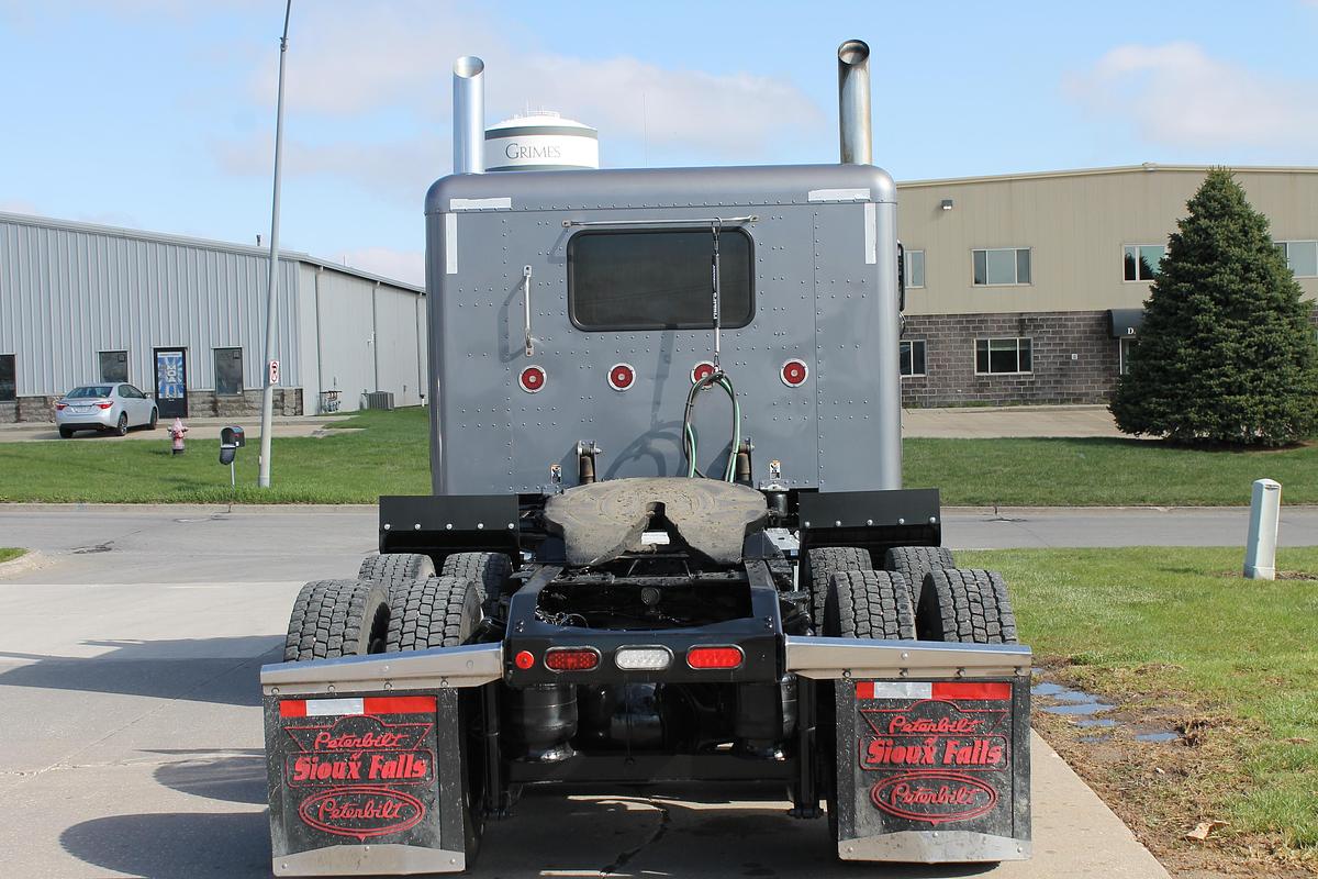 Used 2018 Peterbilt 389