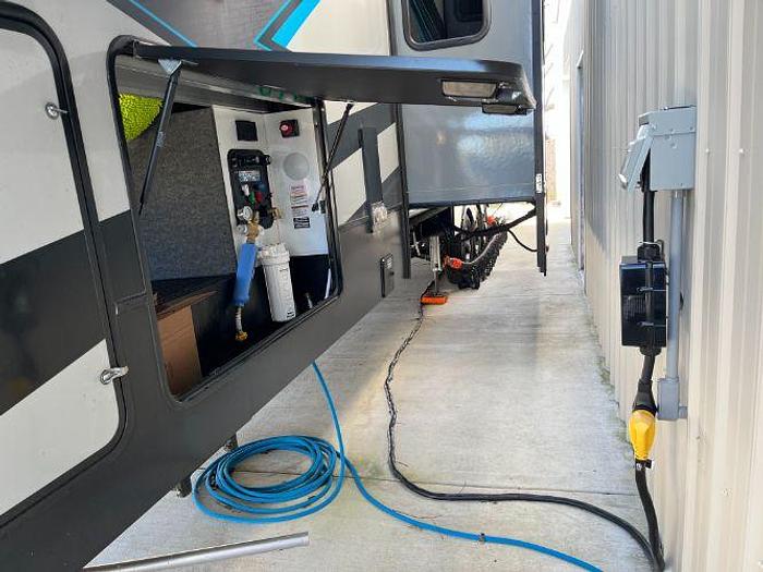 Used 2024 Heartland Cyclone 4006