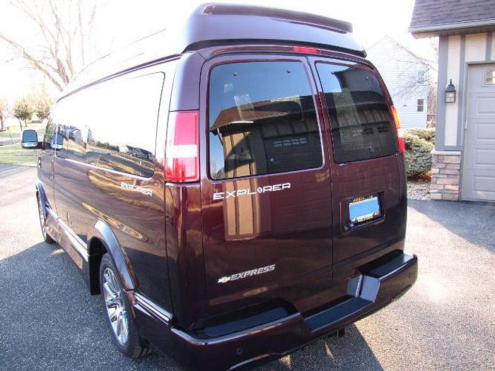 Used 2019 Chevrolet Express 2500 Cargo Van 3D