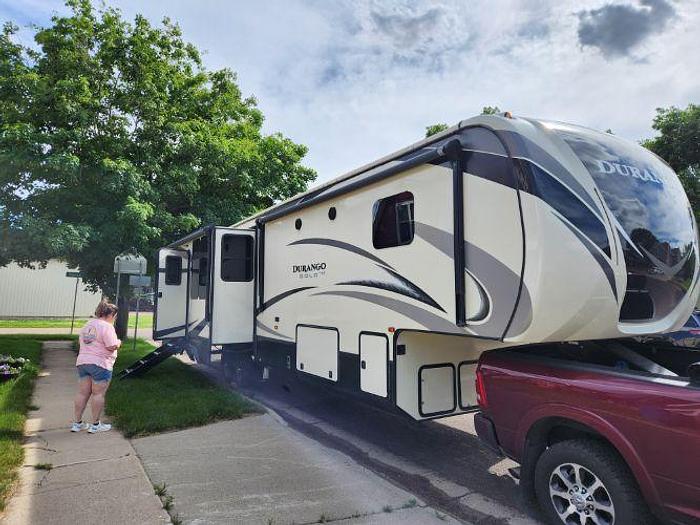 Used 2017 KZ Durango Gold G384RLT