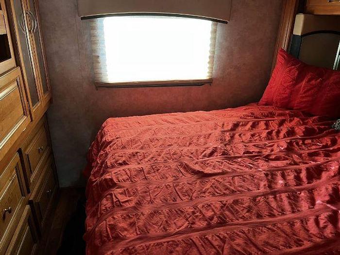 Used 2016 Nexus Viper 27V